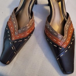 Hush Puppies Women's low heel shoe